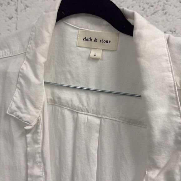 White Button Down with Tie on Bottom - Size Large - Cloth & Stone - Picture 3 of 4